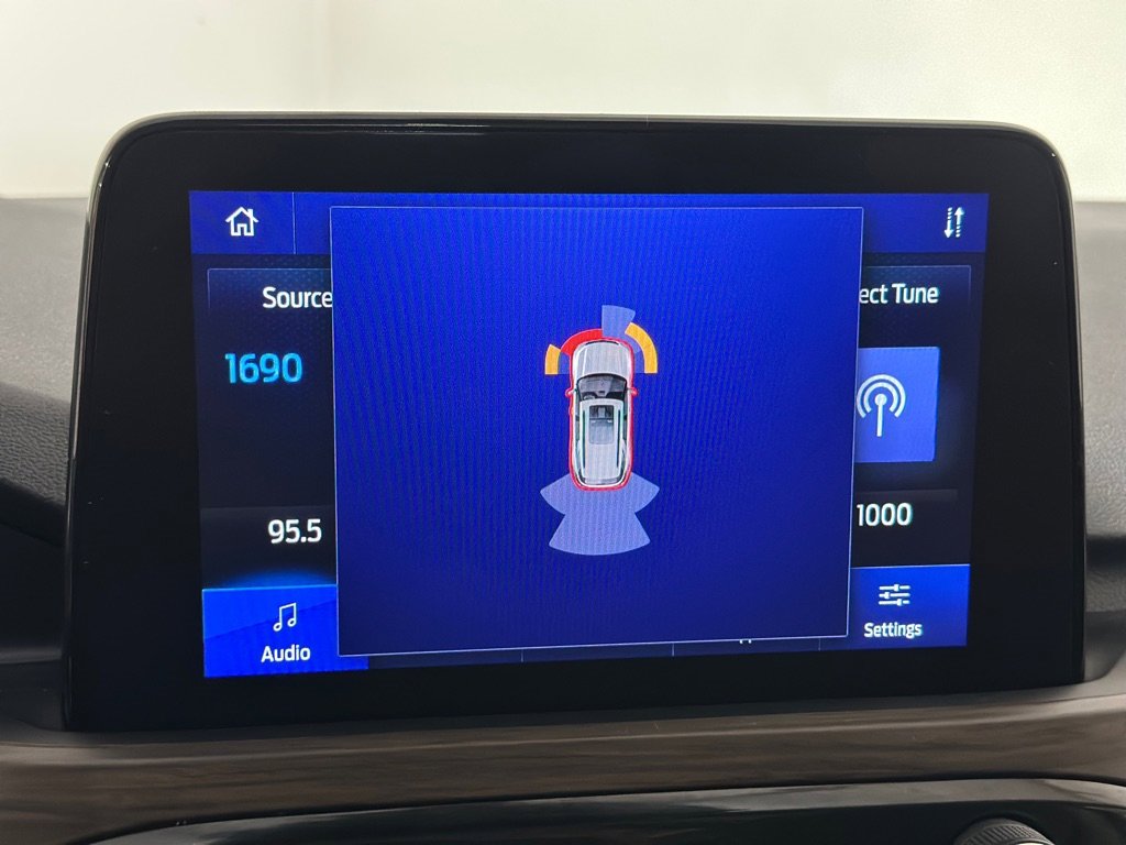 Used 2020 Ford Escape Titanium image 26