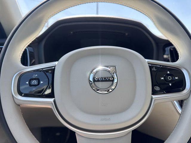 New 2025 Volvo V60 B5 Cross Country Plus w/ Protection Package Premier image 30