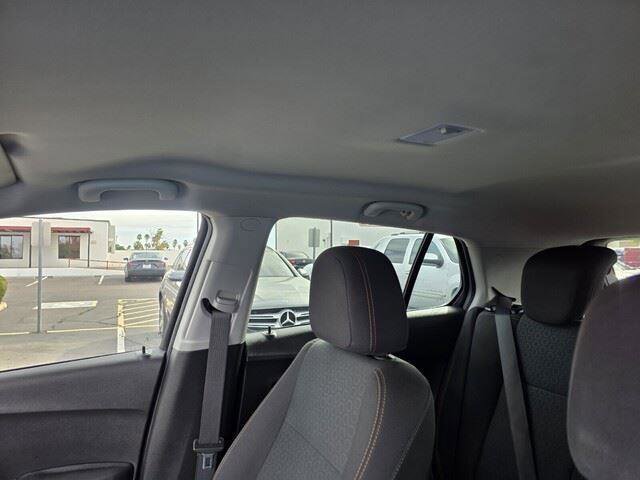 Used 2019 Chevrolet Trax LS w/ LPO, Protection Package FWD image 16