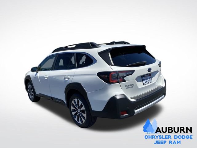 Used 2023 Subaru Outback Limited AWD/4WD image 5