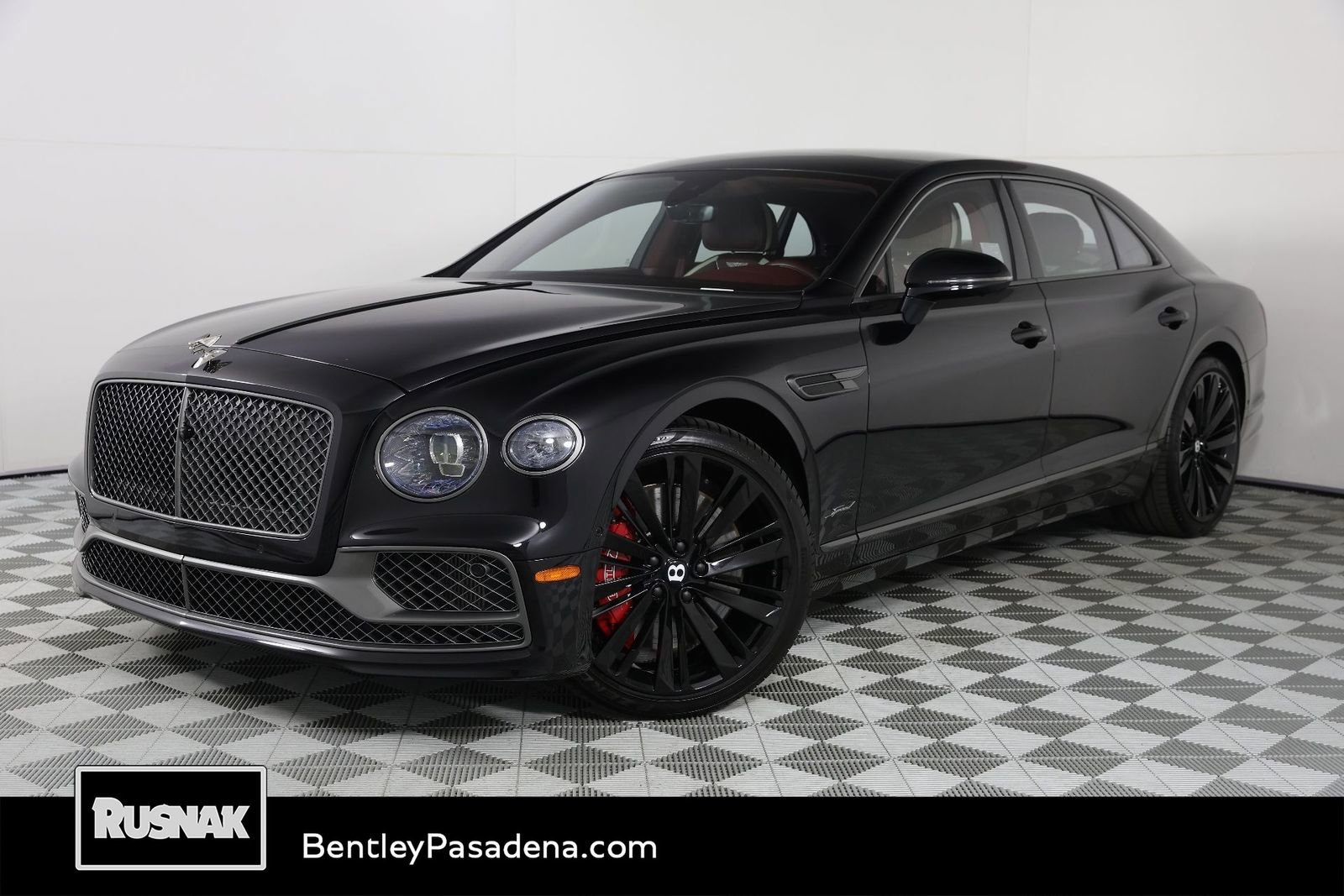 Used 2024 Bentley Flying Spur W12 image 1