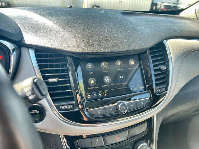 Used 2018 Chevrolet Trax Premier w/ LPO, Protection Package AWD/4WD image 13