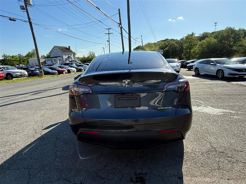 Used 2023 Tesla Model Y Long Range AWD/4WD image 4