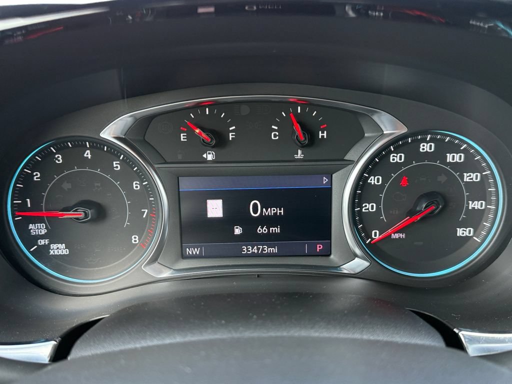 Used 2023 Chevrolet Traverse RS AWD/4WD image 13