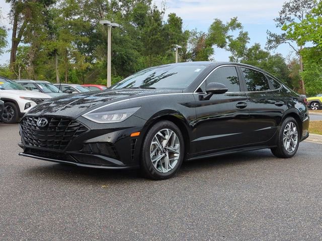 Used 2023 Hyundai Sonata SEL FWD image 2
