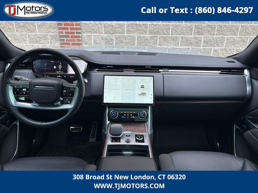 Used 2023 Land Rover Range Rover SE image 14
