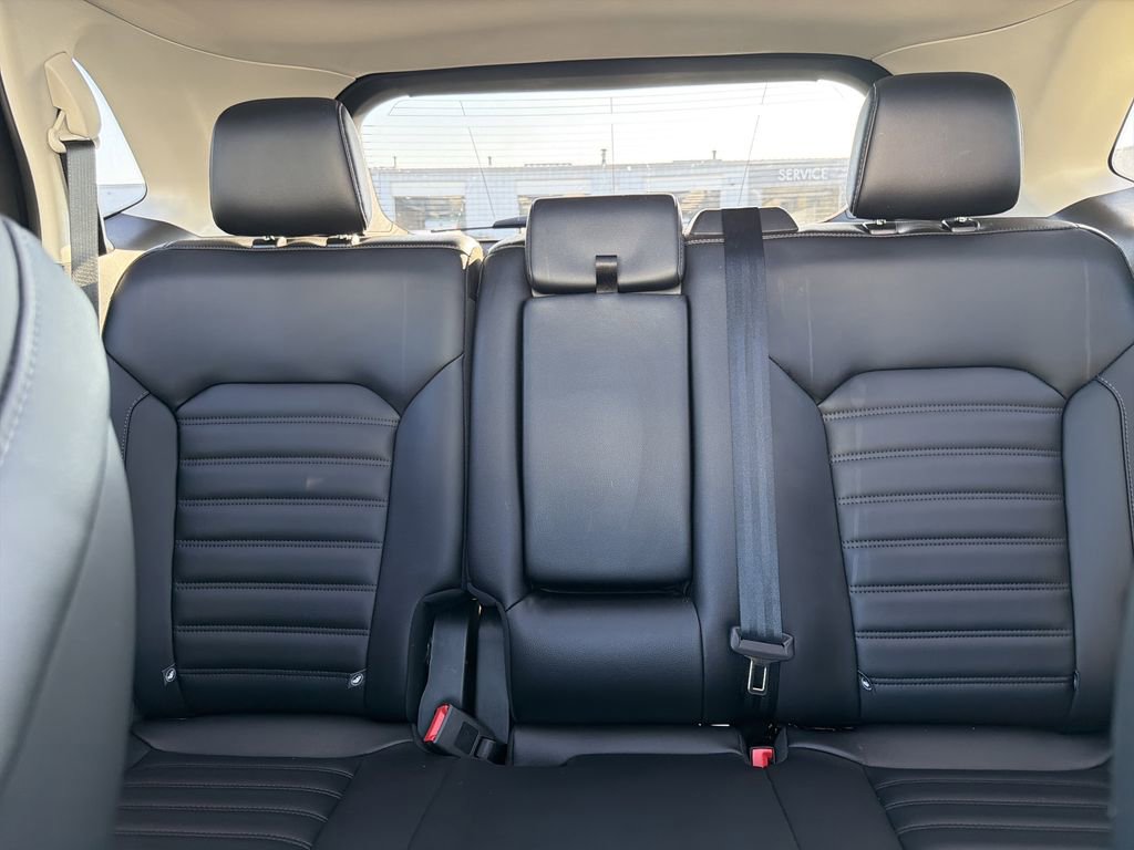 Used 2024 Ford Edge SEL w/ Convenience Package image 19