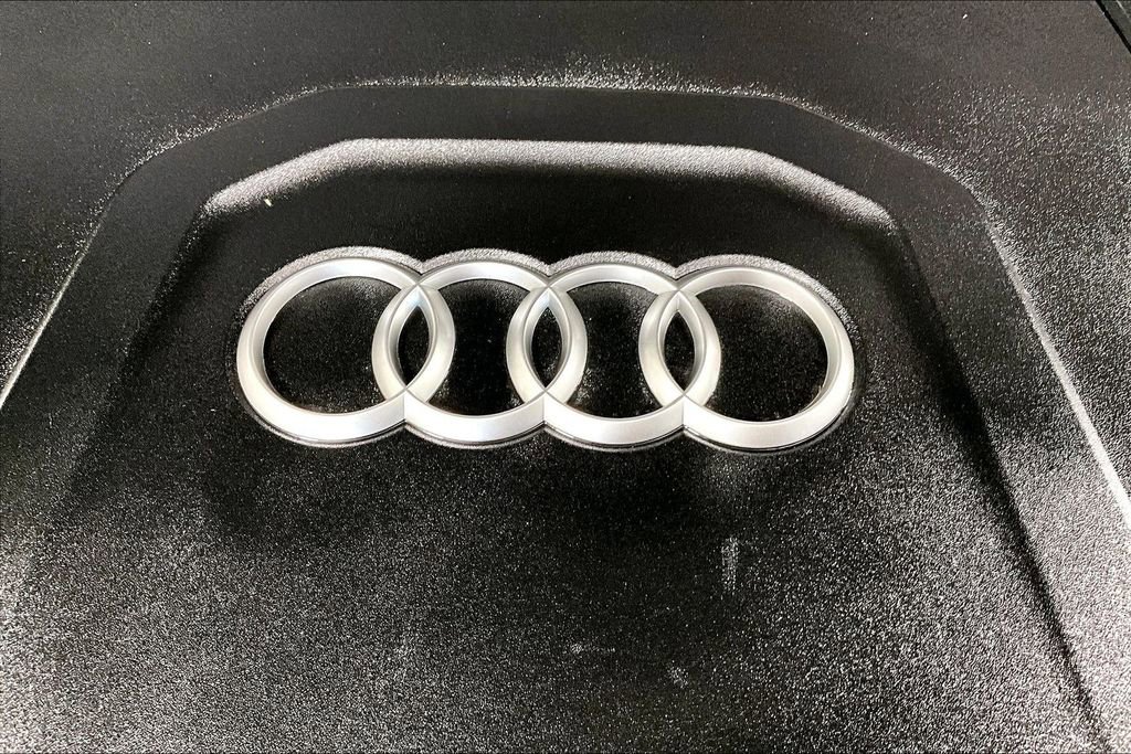 Used 2021 Audi Q7 3.0T Premium Plus w/ Premium Plus Package image 32