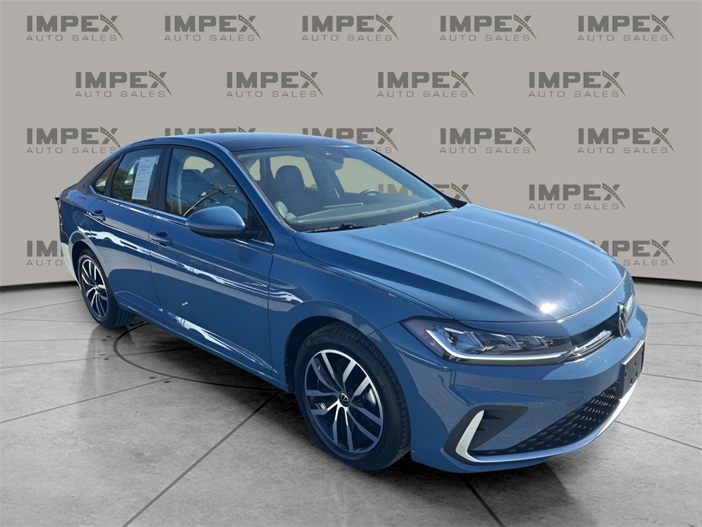 Used 2025 Volkswagen Jetta SE image 7