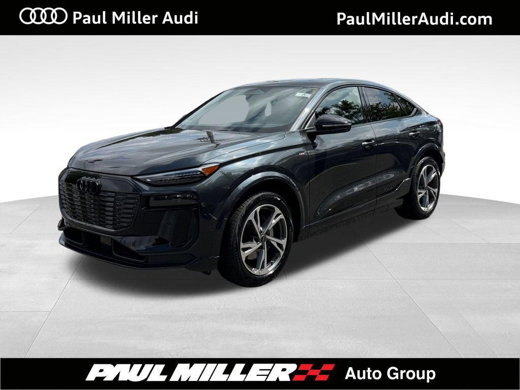 New 2027 Audi Q6 e-tron Prestige AWD/4WD image 1