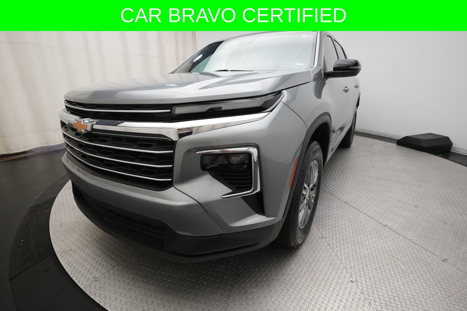 Certified 2026 Chevrolet Traverse LT AWD/4WD image 12