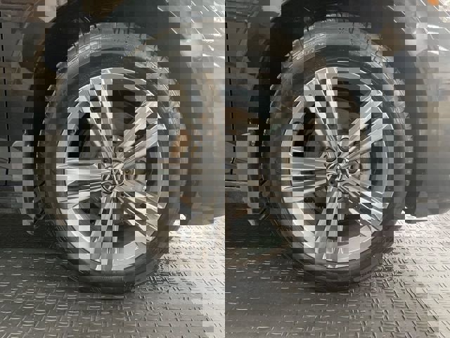 Certified 2023 Volkswagen Jetta SE image 3