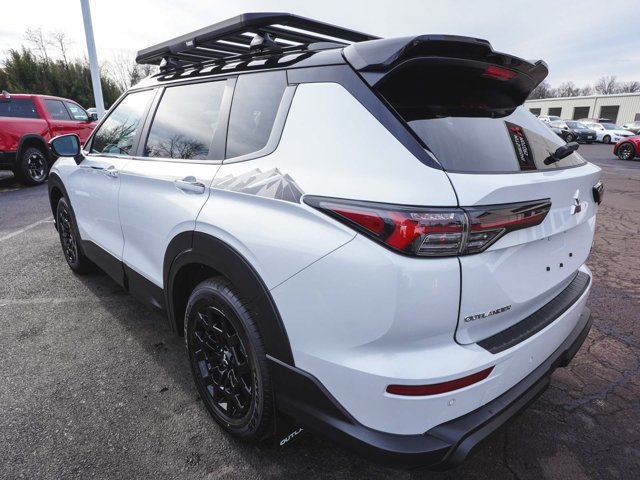 New 2026 Mitsubishi Outlander AWD image 7