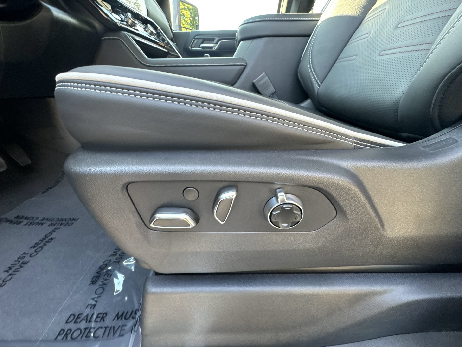 New 2026 GMC Sierra 2500 AT4X w/ AT4X AEV Edition AWD/4WD image 14