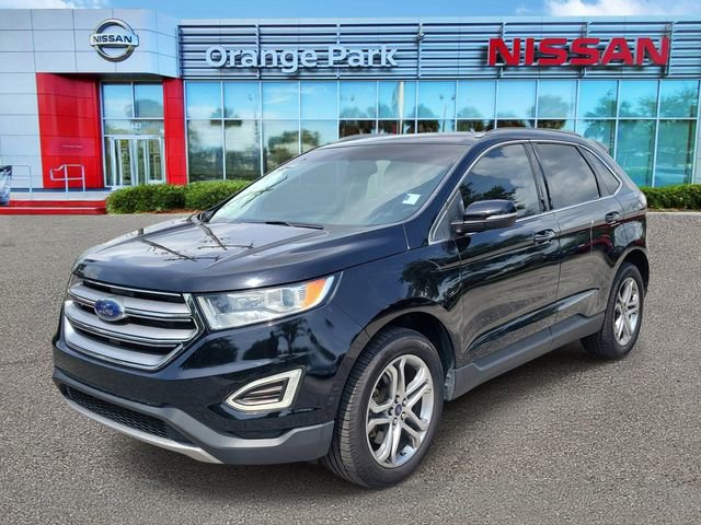 Used 2016 Ford Edge Titanium w/ Technology Package FWD image 4