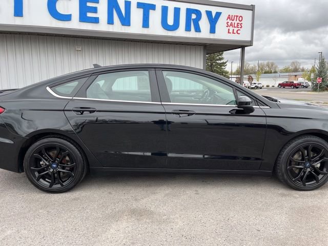 Used 2019 Ford Fusion SE w/ Equipment Group 151A image 17