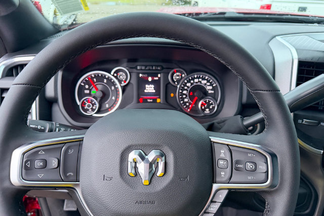 New 2026 RAM 3500 Big Horn AWD/4WD image 17