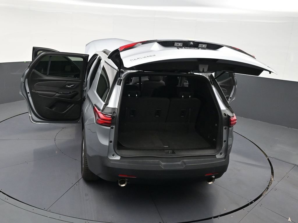 Used 2023 Chevrolet Traverse LT FWD image 33