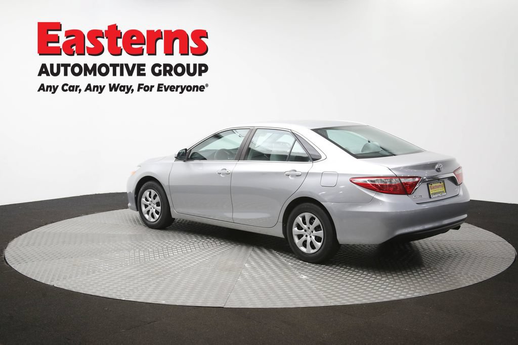 Used 2015 Toyota Camry LE FWD image 62