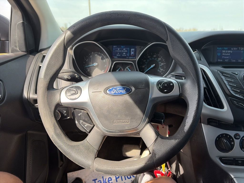 Used 2014 Ford Focus SE image 16