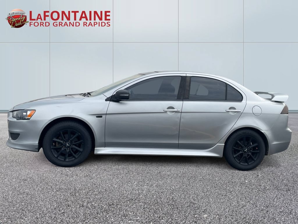 Used 2017 Mitsubishi Lancer ES FWD image 4