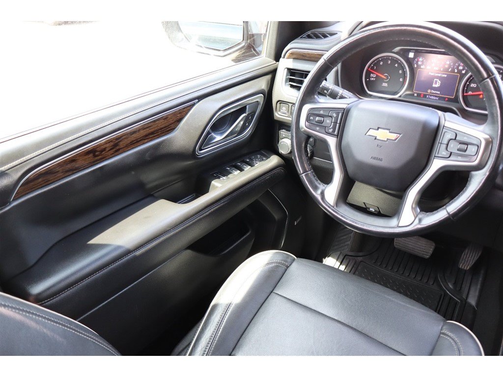 Used 2021 Chevrolet Tahoe Premier AWD/4WD image 32