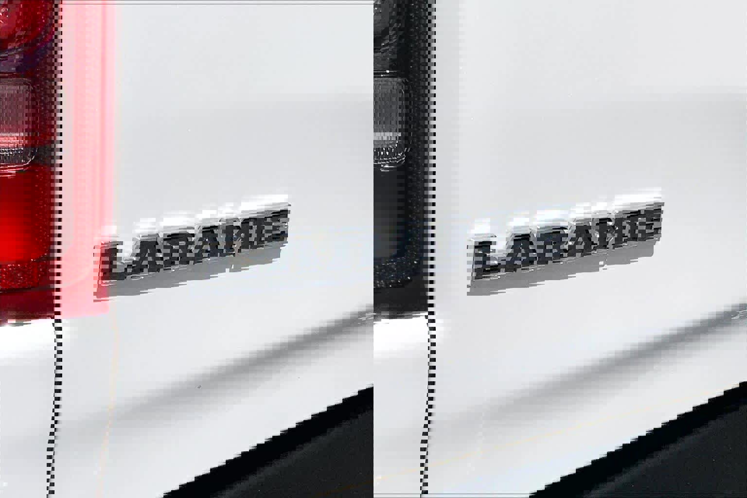 Used 2022 RAM 1500 Laramie AWD/4WD image 10