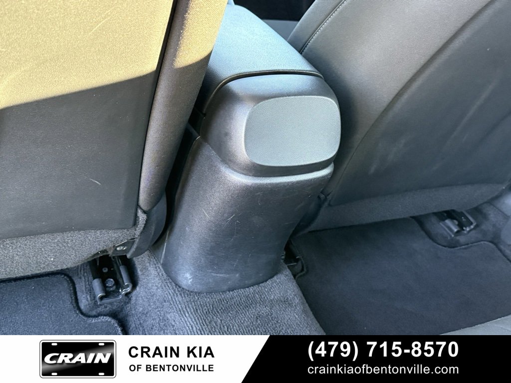 Used 2022 Hyundai Elantra SEL image 25