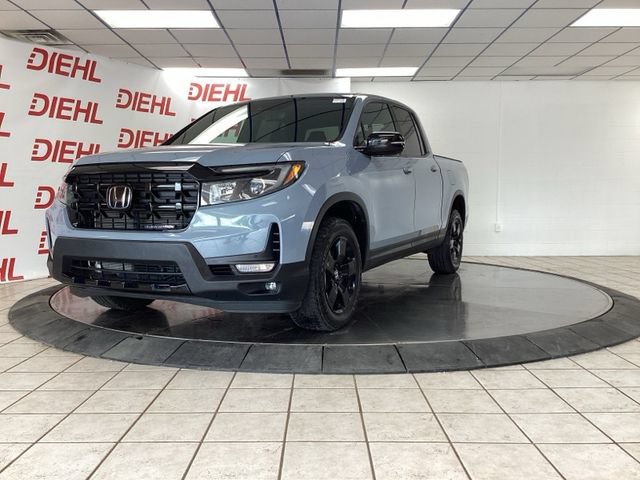 Used 2025 Honda Ridgeline Black Edition image 3