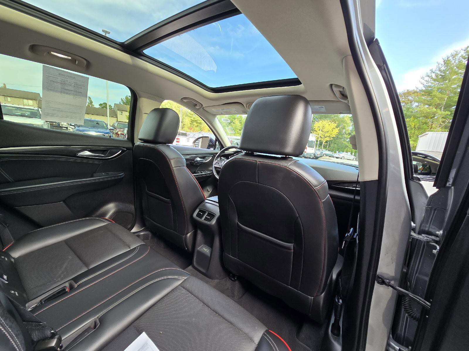 Used 2023 Buick Envision Essence w/ Sport Touring Package image 17