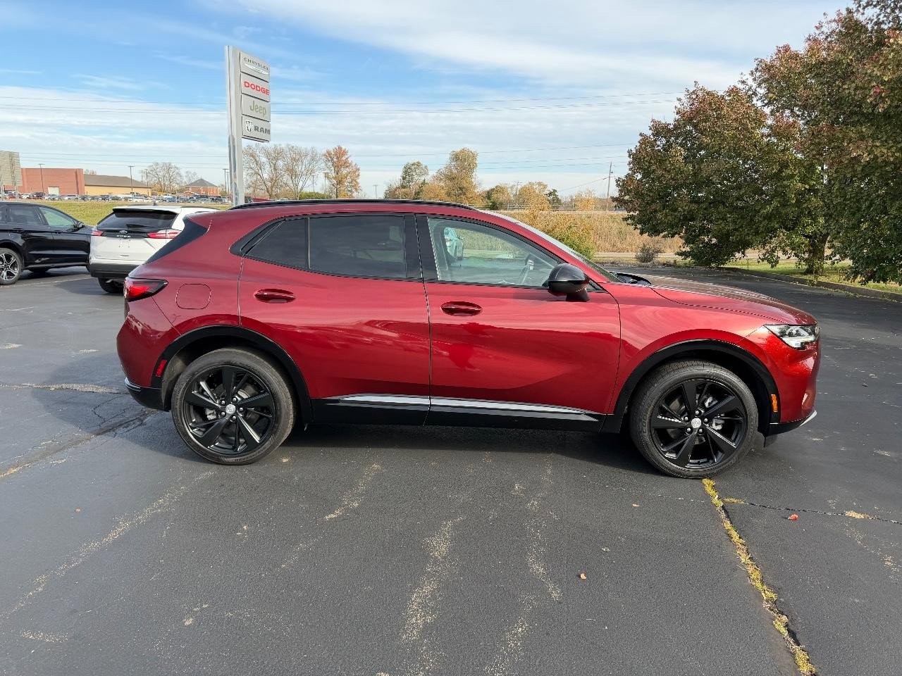 Used 2021 Buick Envision Essence w/ Sport Touring Package image 3
