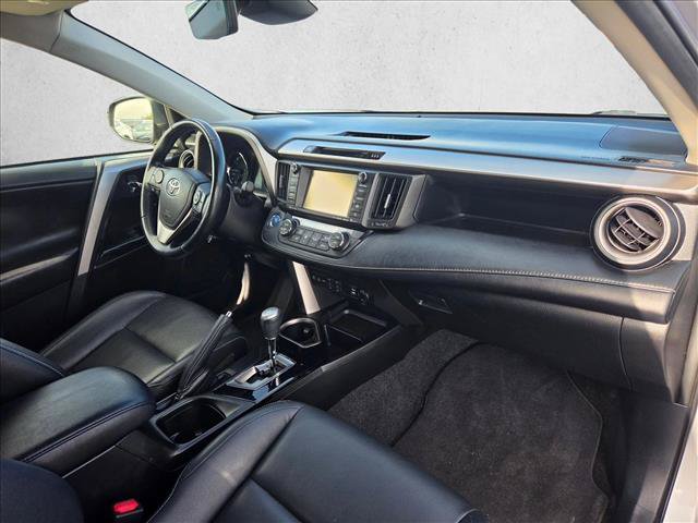 Used 2018 Toyota RAV4 Limited w/ Carpet Mat Package AWD/4WD image 18