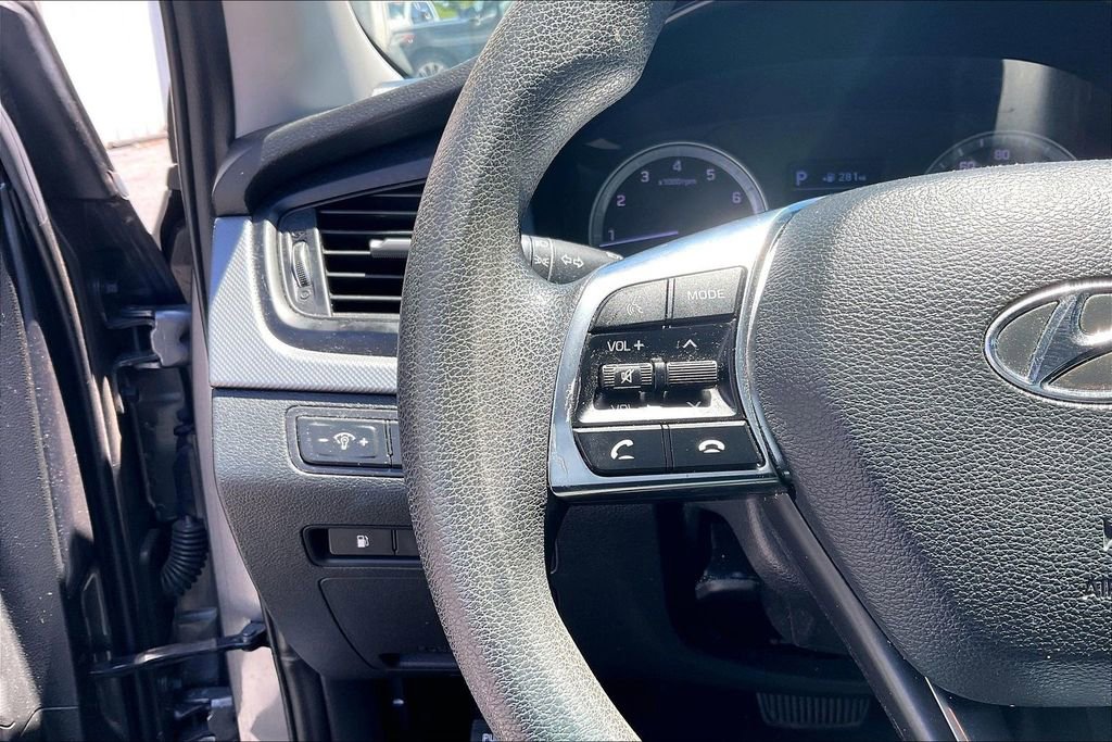 Used 2018 Hyundai Sonata SE FWD image 17