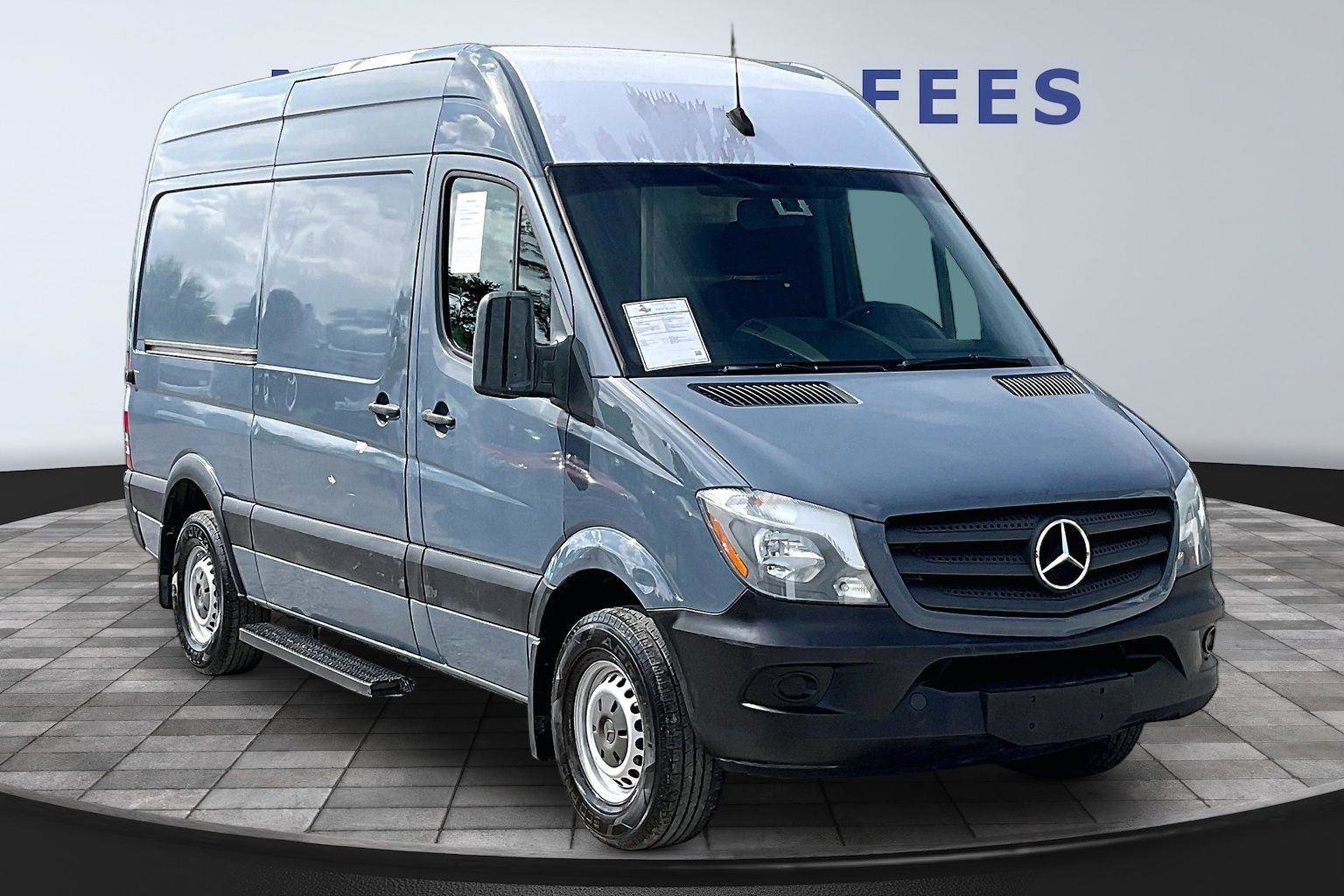 Used 2018 Mercedes-Benz Sprinter 2500 image 3