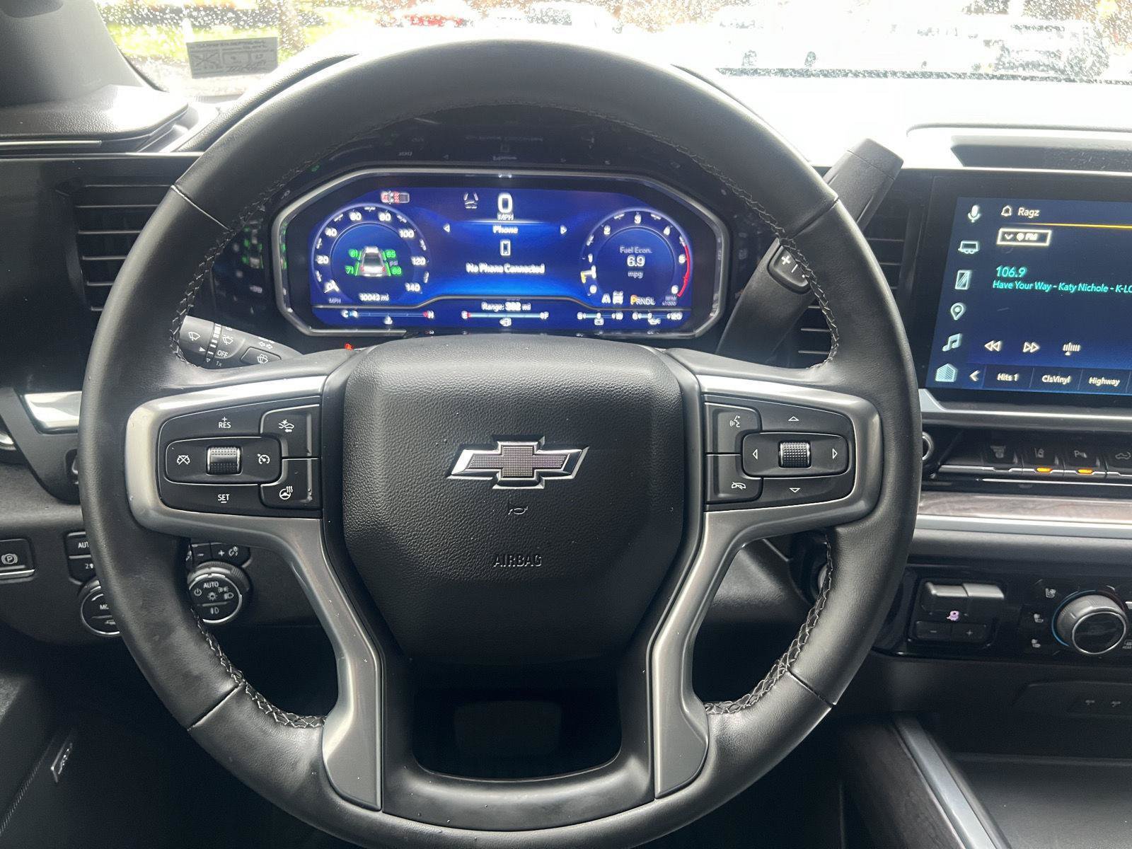Used 2024 Chevrolet Silverado 2500 LTZ w/ LTZ Plus Package AWD/4WD image 19