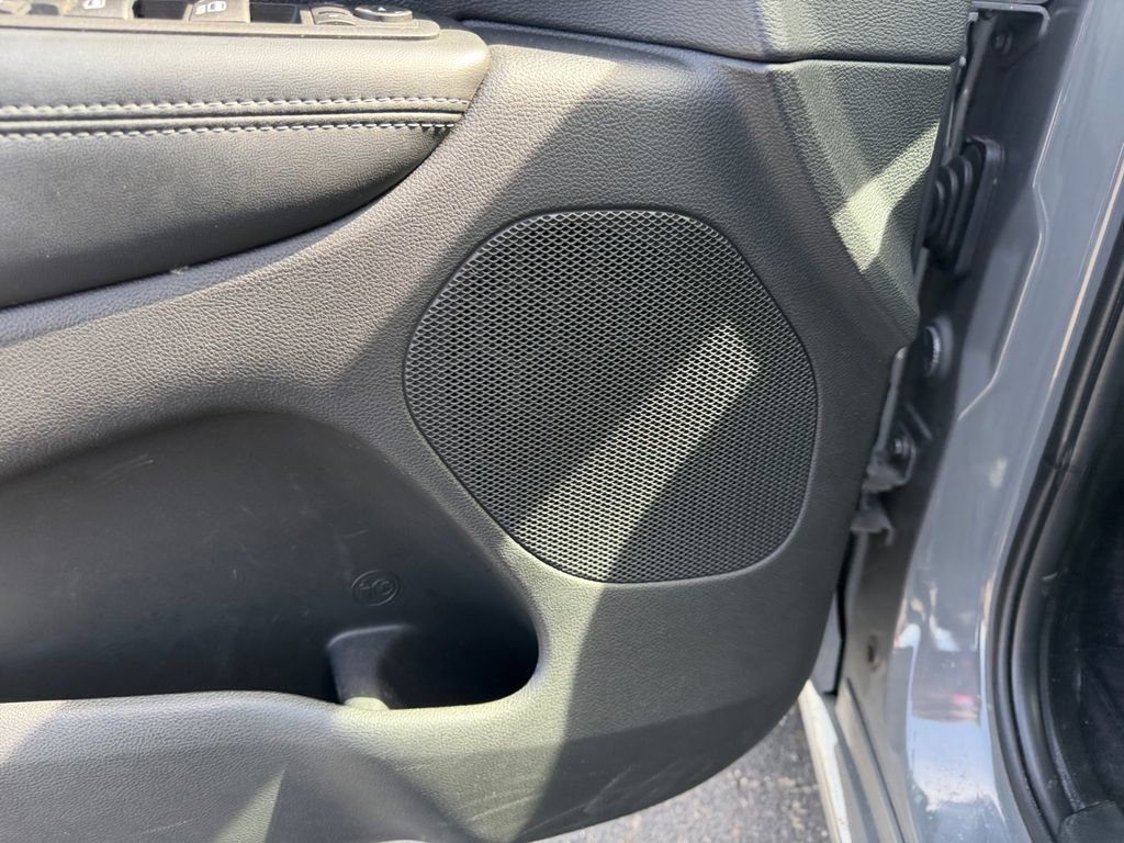 Certified 2022 Dodge Durango GT image 29