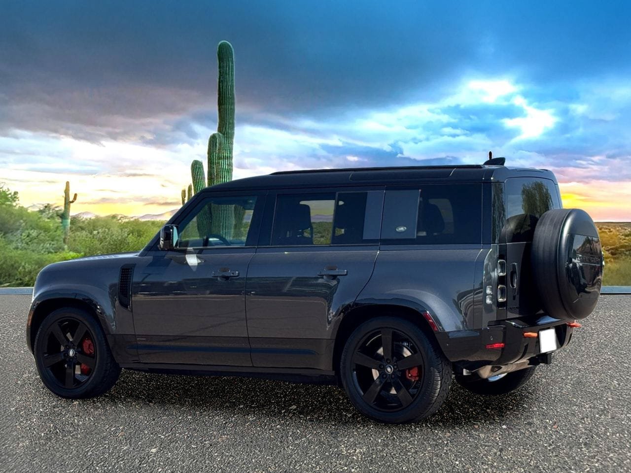 Used 2024 Land Rover Defender 110 X AWD/4WD image 4