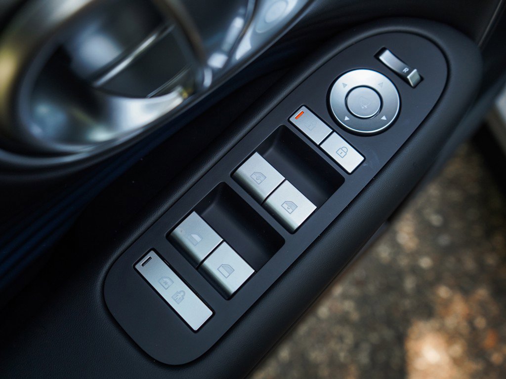 New 2026 Hyundai Ioniq 9 SEL image 17