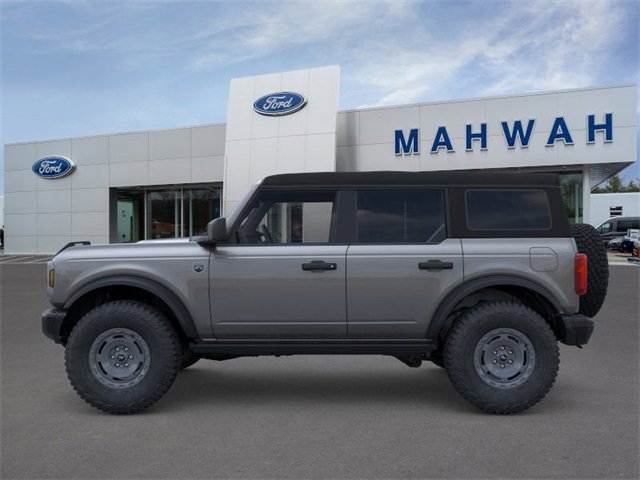 New 2025 Ford Bronco Big Bend w/ Black Diamond Package image 3