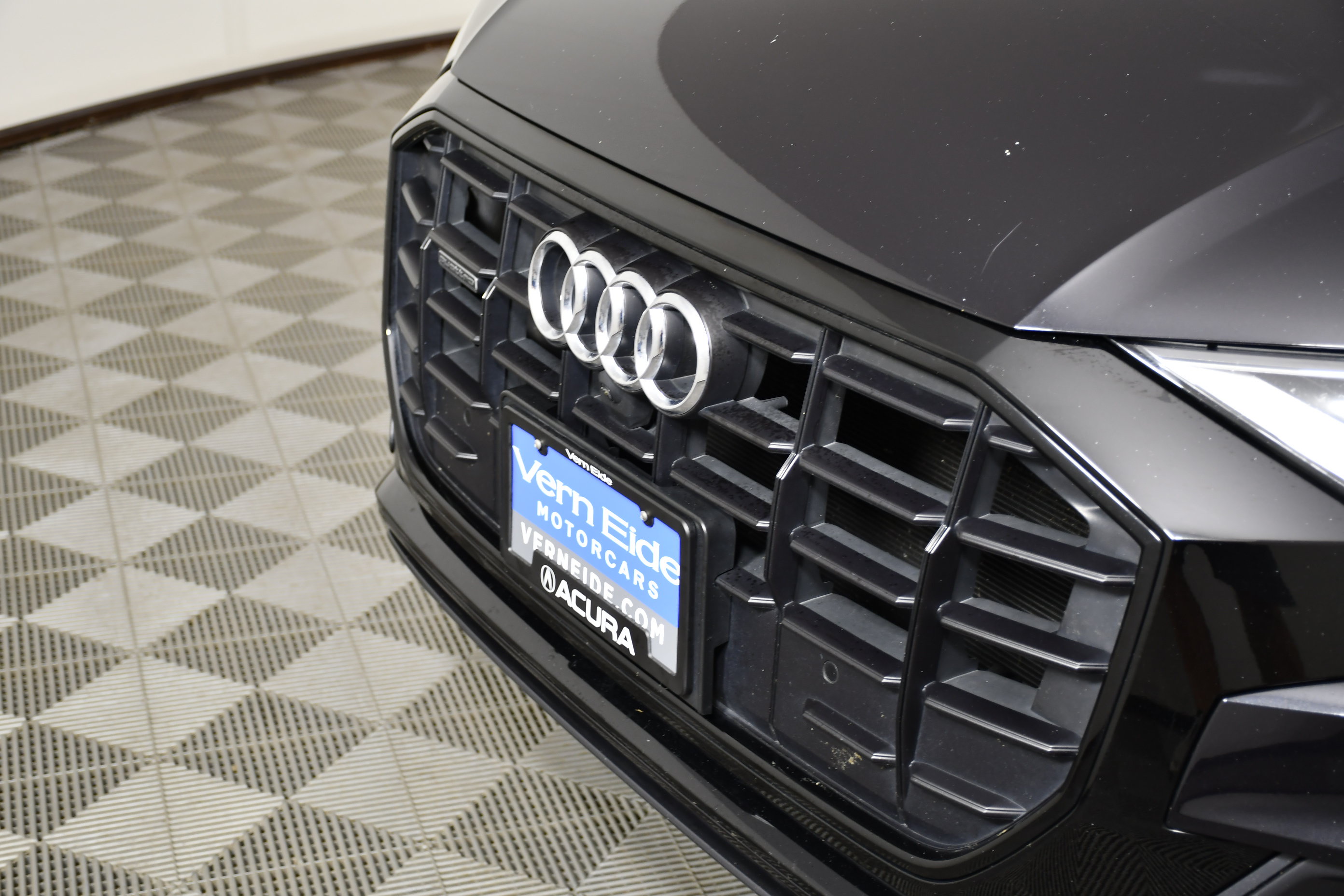 Used 2020 Audi Q8 Premium Plus w/ Premium Plus Package AWD/4WD image 11