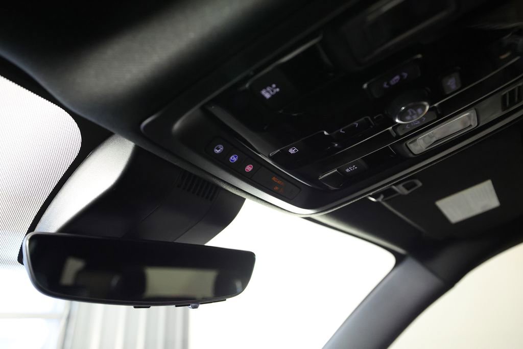 Used 2026 GMC Yukon Denali Ultimate image 41