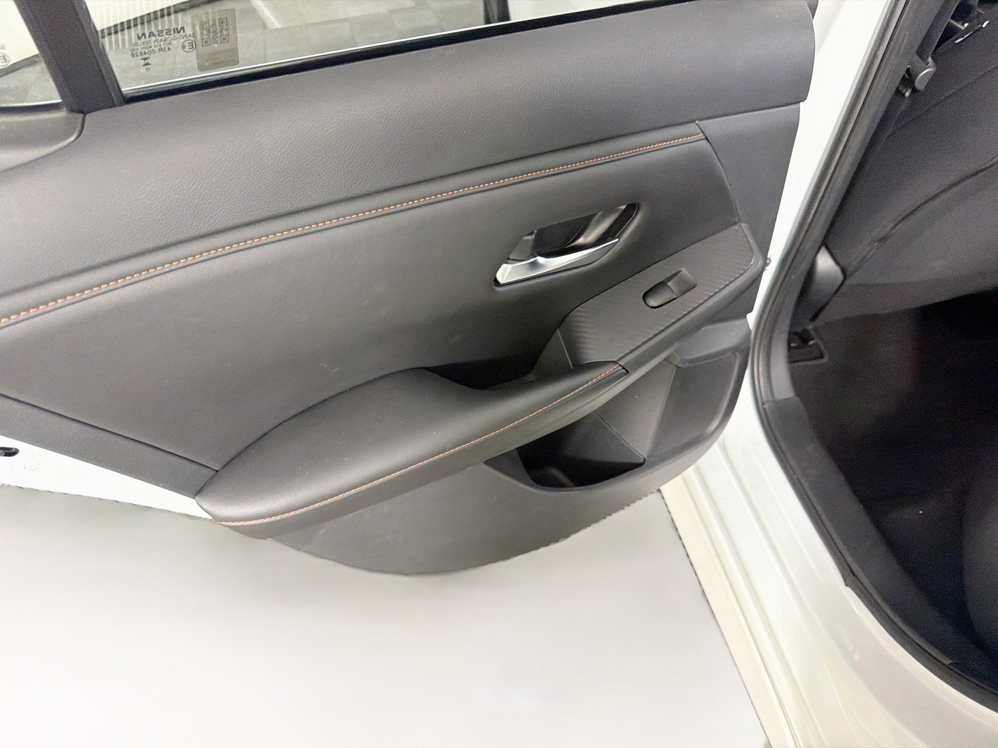 Used 2023 Nissan Sentra SR w/ Midnight Edition Package FWD image 25