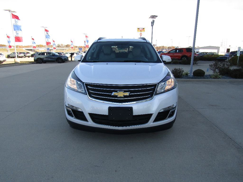 Used 2016 Chevrolet Traverse LT AWD/4WD image 2
