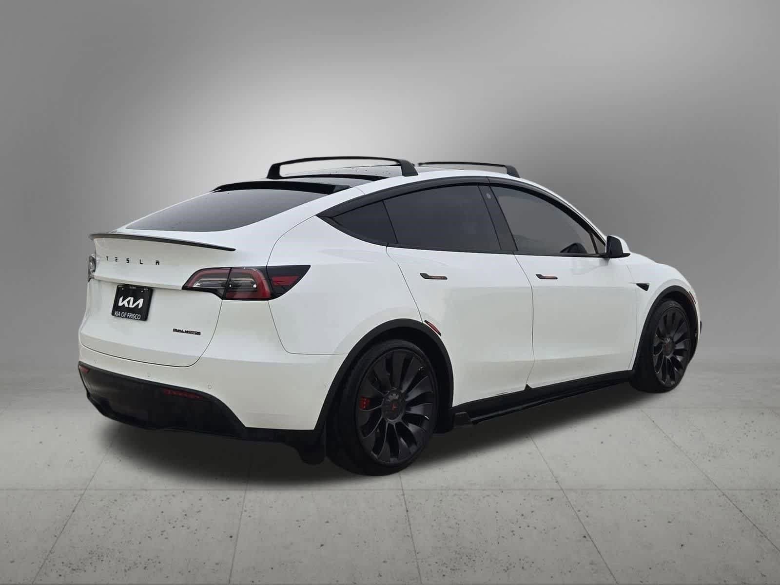 Used 2022 Tesla Model Y Performance AWD/4WD image 6