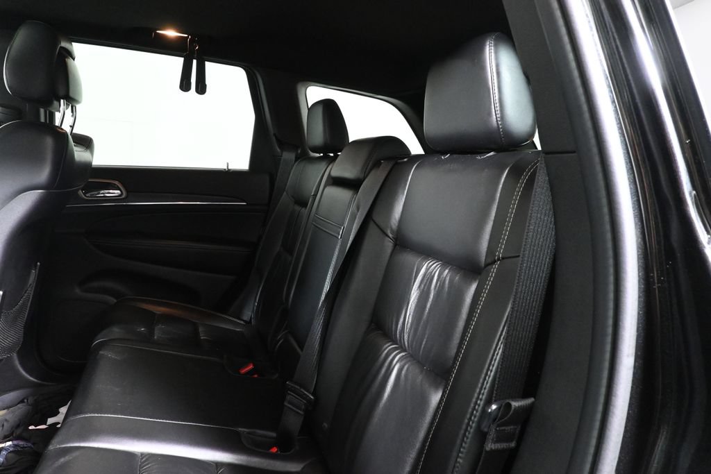 Used 2015 Jeep Grand Cherokee Limited AWD/4WD image 6