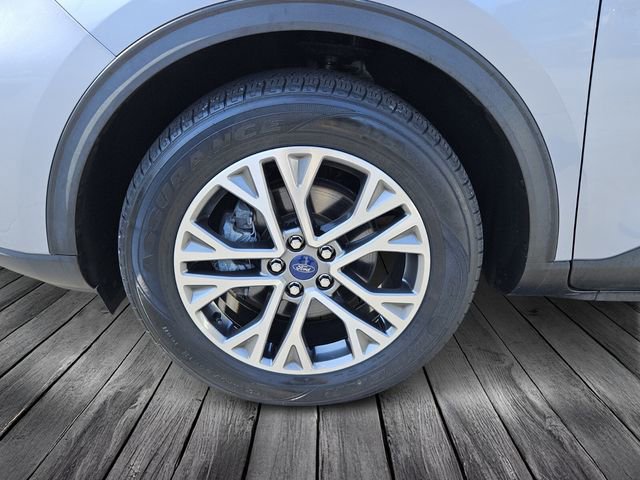 Used 2022 Ford Escape SEL image 9