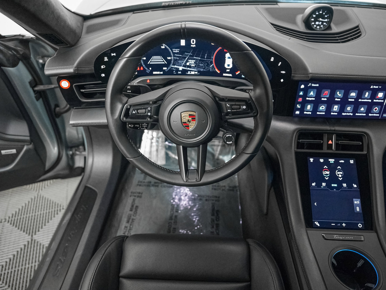 Certified 2022 Porsche Taycan GTS image 15