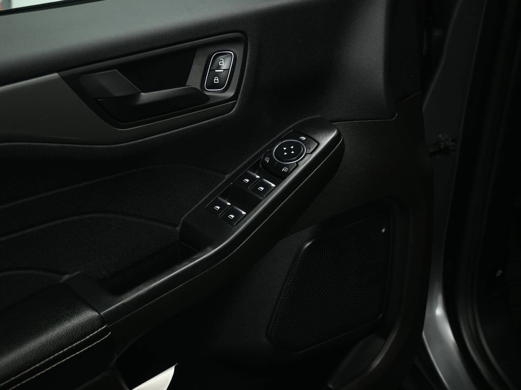 Certified 2024 Ford Escape Active w/ Tech Pack #1 image 10