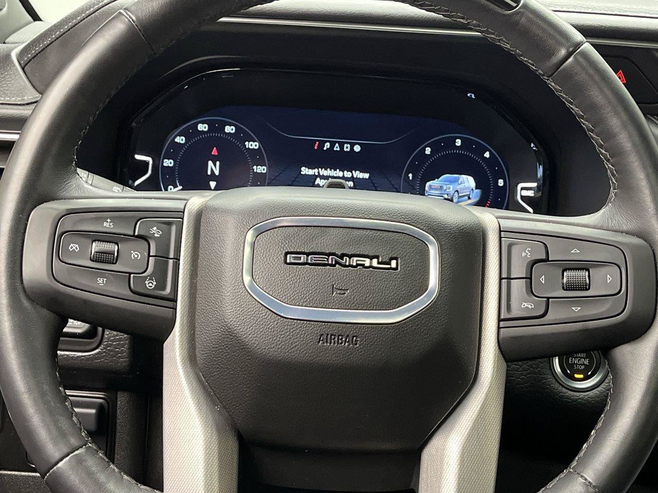 Certified 2024 GMC Yukon XL Denali w/ Advanced Technology Package AWD/4WD image 17