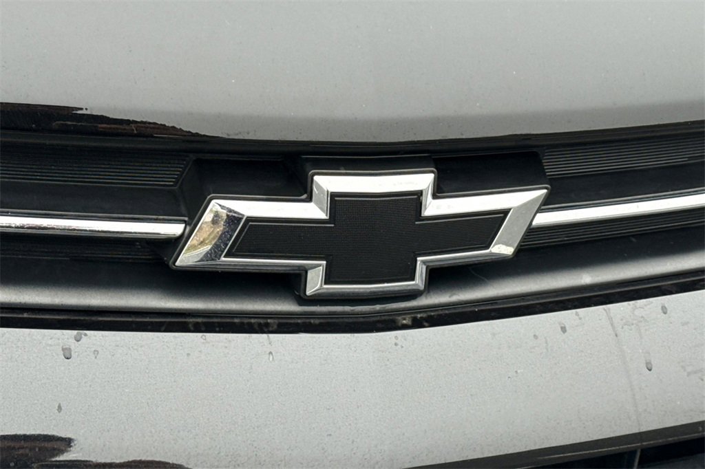 Used 2022 Chevrolet Trax LT w/ Midnight Edition image 7